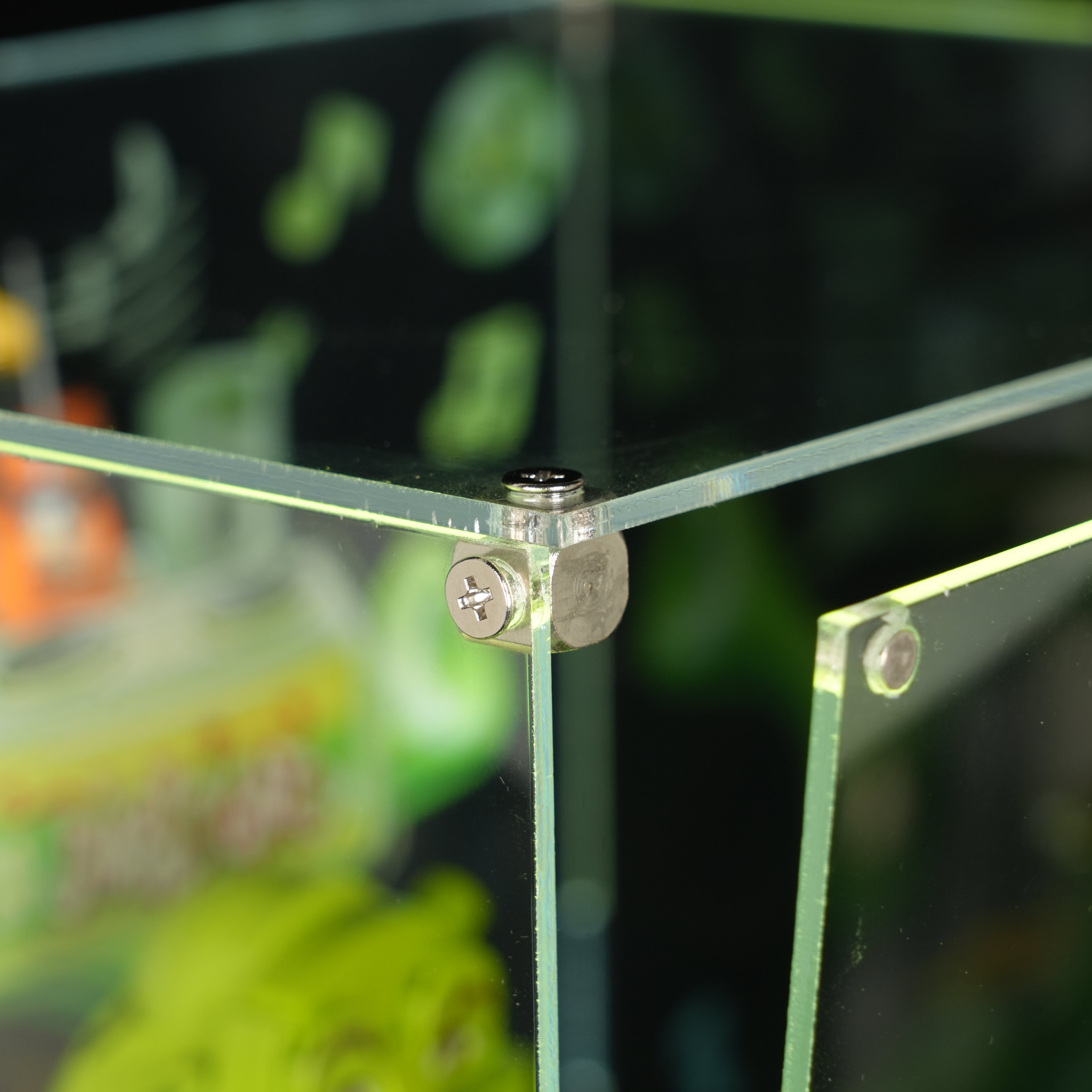 LED Light Acrylic Display Case for LEGO® 72423 Shrek, Donkey & Puss in Boots (LEGO® Set Not Included).