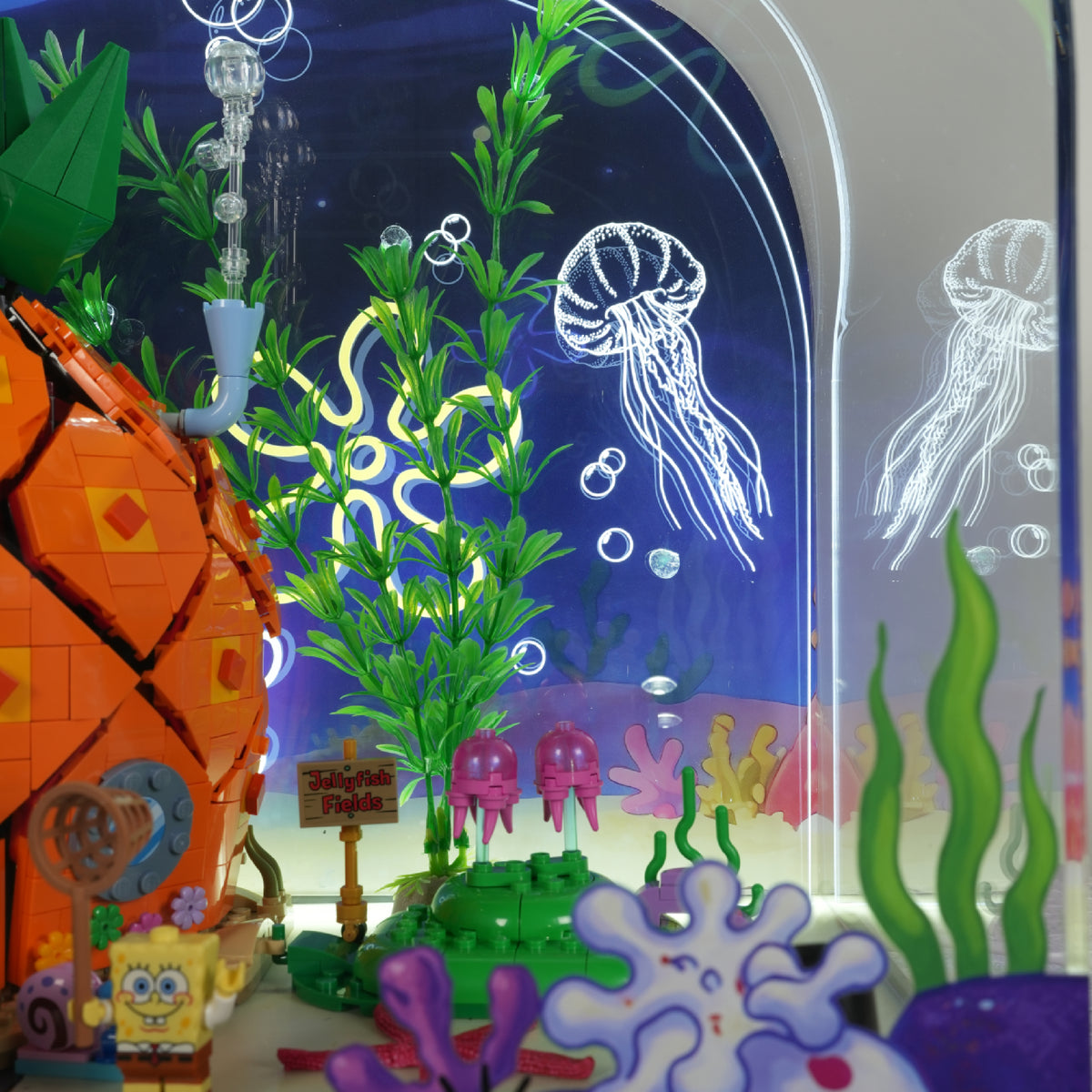One-Piece Design LED Light Acrylic Display Case for LEGO® Icons 11386 SpongeBob SquarePants™: Bikini Bottom (LEGO® Set Not Included)
