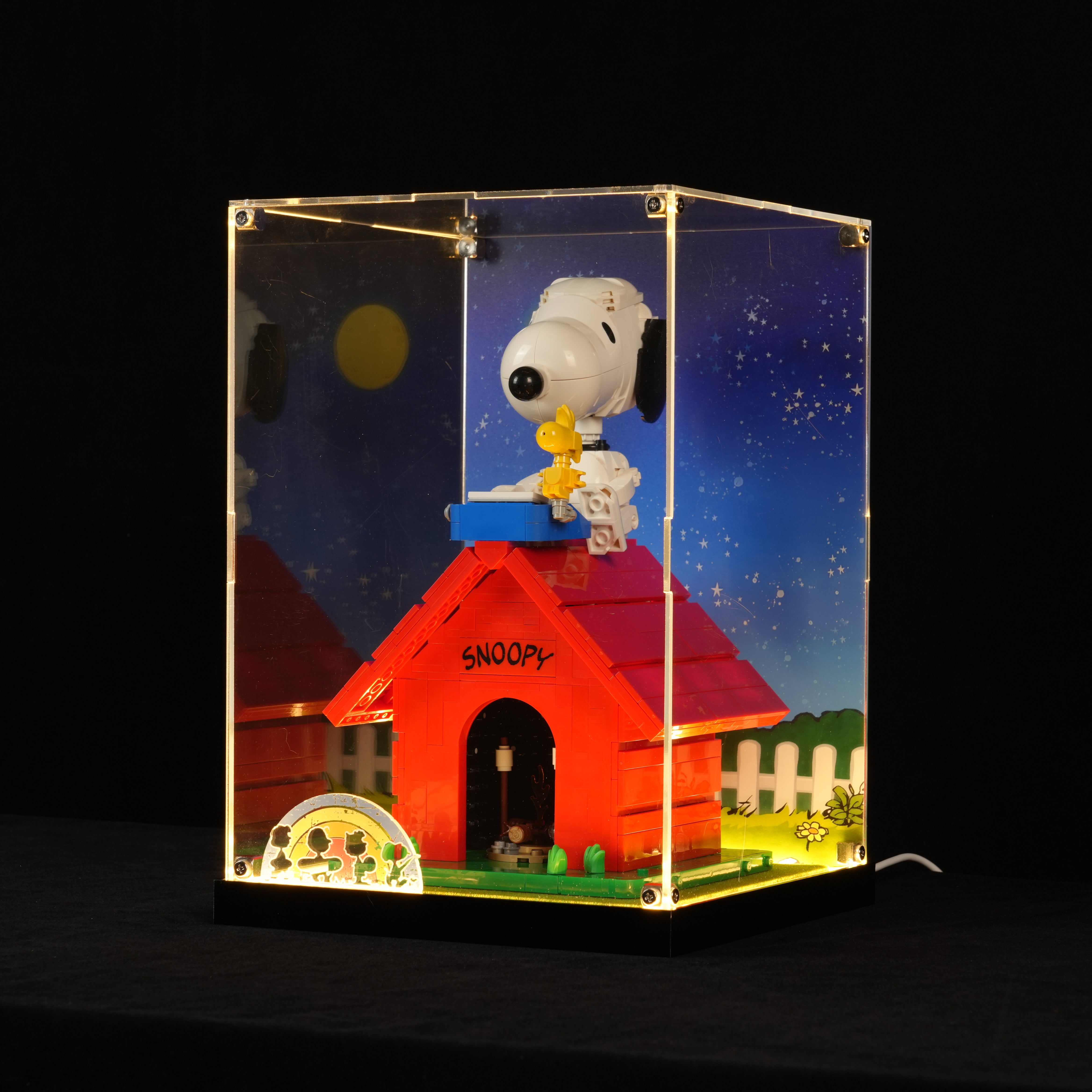 LED Light Acrylic Display Case for LEGO® Ideas 21368 Peanuts: Snoopy's Doghouse (LEGO® Set NOT Include)